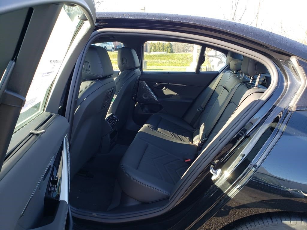 2026 BMW 5 Series 550e xDrive