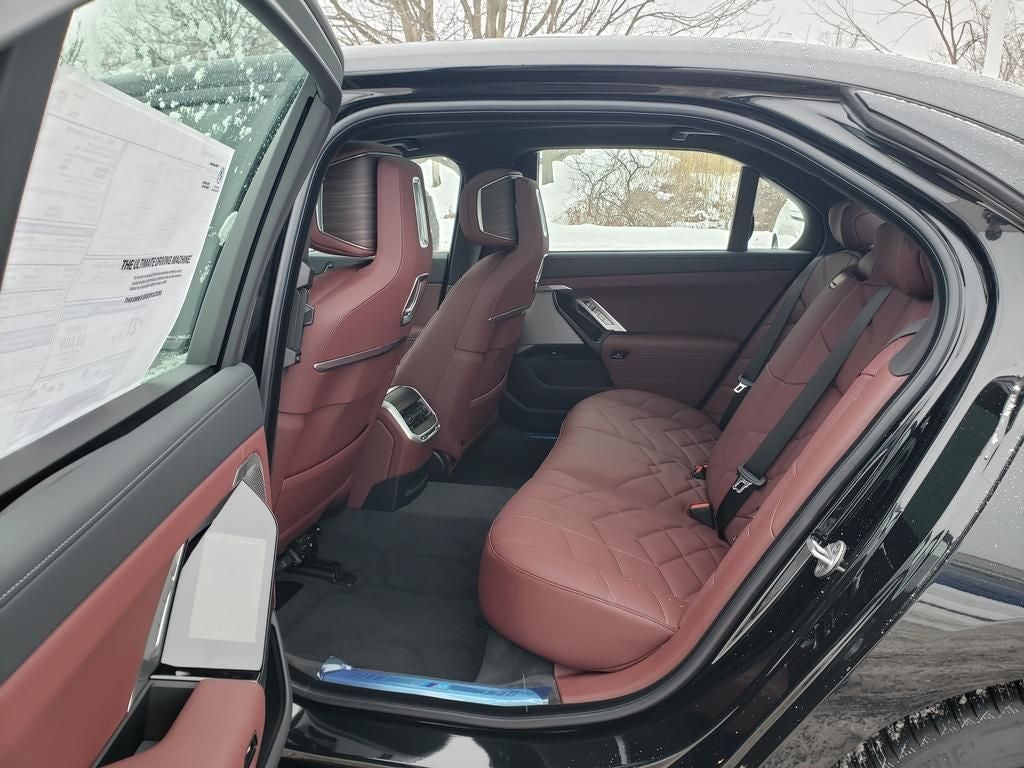 2026 BMW 7 Series 740i xDrive