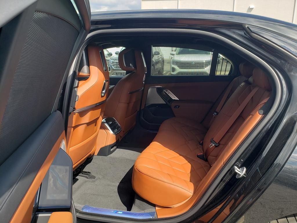 2026 BMW 7 Series 760i xDrive