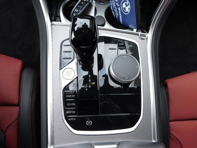 2024 BMW 8 Series 840i