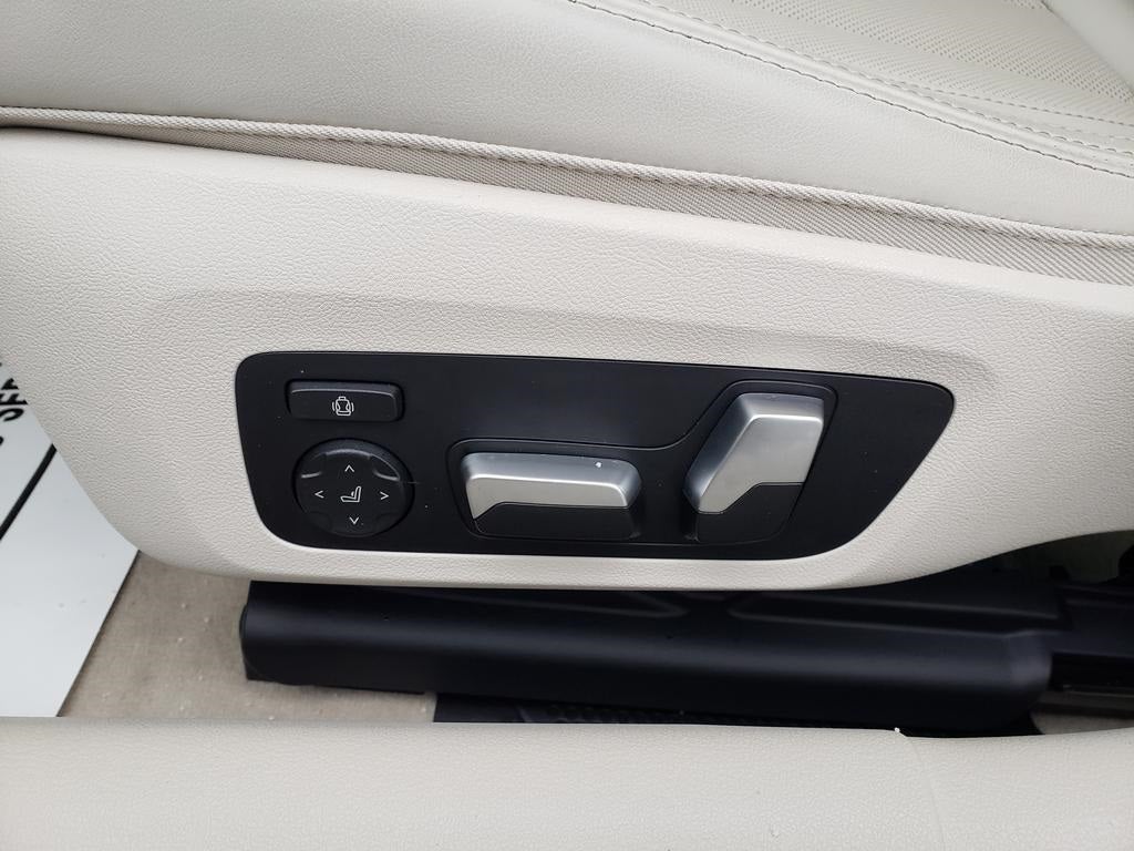 2026 BMW 8 Series 840