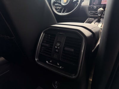 2023 Porsche Macan S