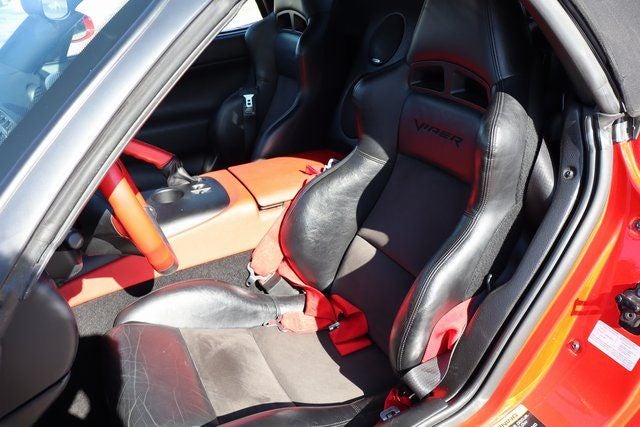 2005 Dodge Viper SRT10