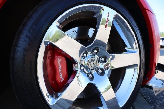 2005 Dodge Viper SRT10
