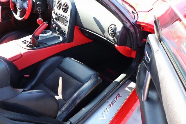 2005 Dodge Viper SRT10