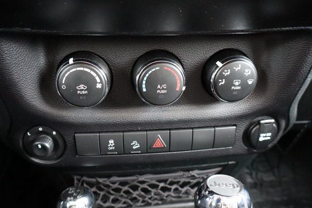 2017 Jeep Wrangler Unlimited Willys