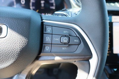 2026 Jeep Grand Cherokee Laredo Altitude