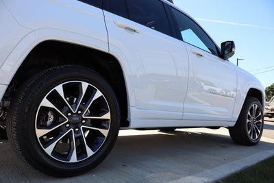 2025 Jeep Grand Cherokee Overland