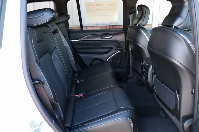 2025 Jeep Grand Cherokee Overland