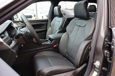 2025 Jeep Grand Cherokee Overland