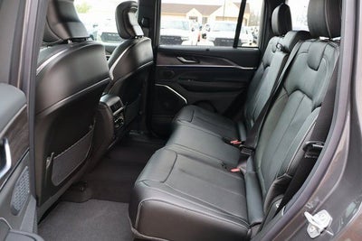 2025 Jeep Grand Cherokee Overland