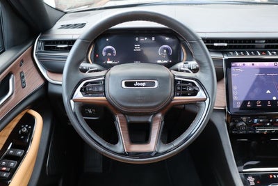 2025 Jeep Grand Cherokee Summit
