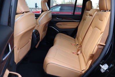 2025 Jeep Grand Cherokee Summit