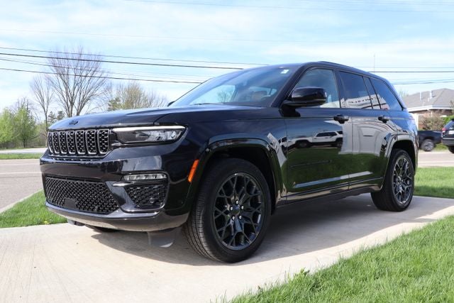 2025 Jeep Grand Cherokee Summit
