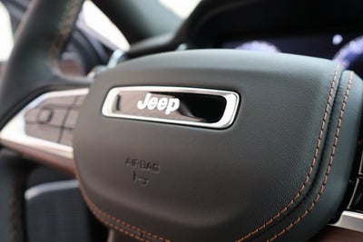 2025 Jeep Grand Cherokee Summit