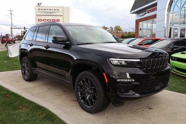 2025 Jeep Grand Cherokee Summit