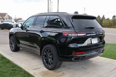 2025 Jeep Grand Cherokee Summit