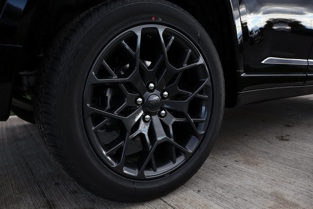 2025 Jeep Grand Cherokee Summit