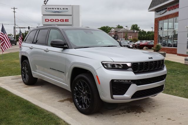 2026 Jeep Grand Cherokee Summit