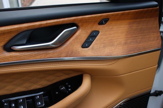 2025 Jeep Grand Cherokee L Summit Reserve