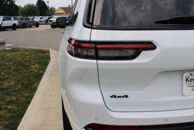 2025 Jeep Grand Cherokee L Summit Reserve