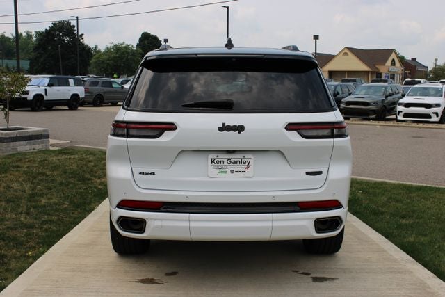 2025 Jeep Grand Cherokee L Summit Reserve