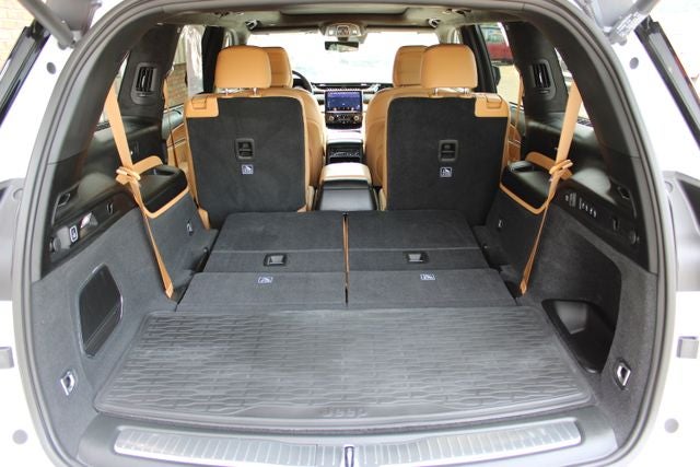 2025 Jeep Grand Cherokee L Summit Reserve