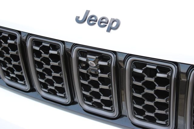 2025 Jeep Grand Cherokee L Summit Reserve