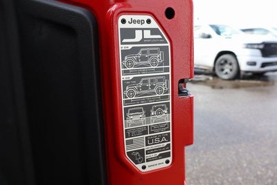 2025 Jeep Wrangler Sahara 4XE Backcountry