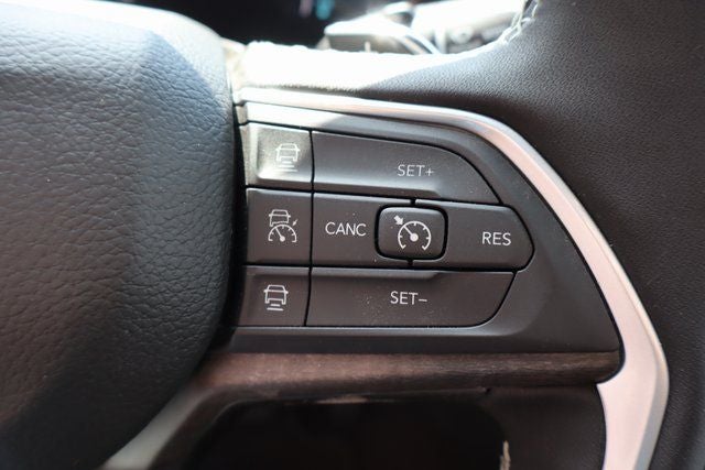 2025 Jeep Grand Cherokee 4XE