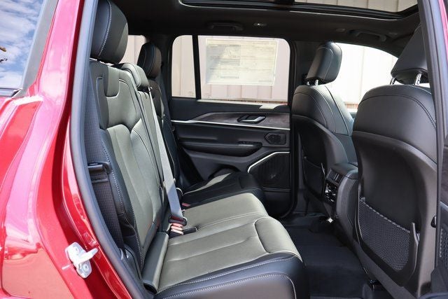 2025 Jeep Grand Cherokee 4XE