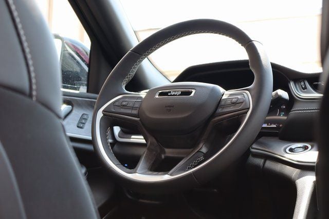 2025 Jeep Grand Cherokee 4XE