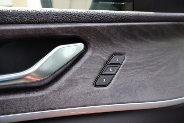 2025 Jeep Grand Cherokee 4XE