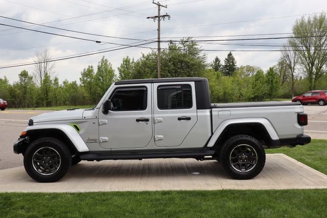 2022 Jeep Gladiator Overland