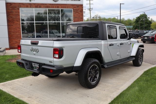 2022 Jeep Gladiator Overland