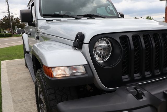 2022 Jeep Gladiator Overland