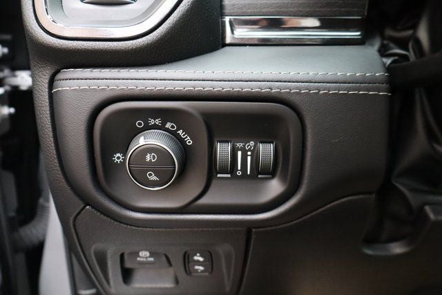 2022 RAM 1500 Limited Night Edition