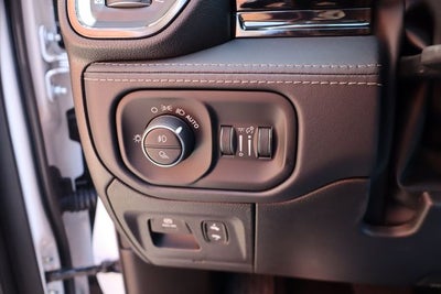 2026 RAM 1500 Limited Night Edition