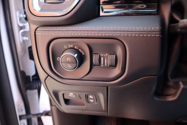 2026 RAM 1500 Limited Night Edition