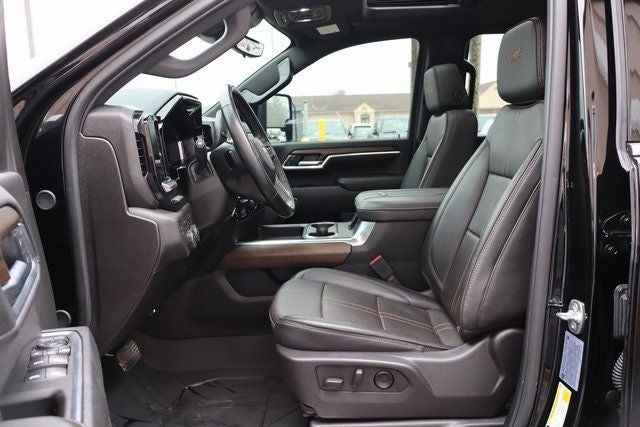 2025 Chevrolet Silverado 2500HD High Country Long Bed