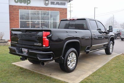 2025 Chevrolet Silverado 2500HD High Country Long Bed