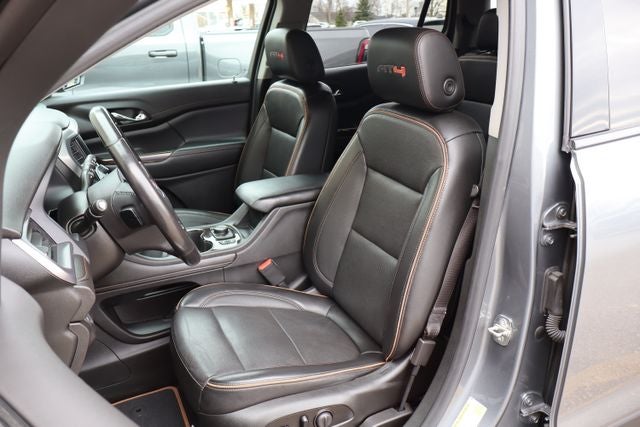 2021 GMC Acadia AT4