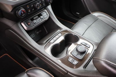 2021 GMC Acadia AT4