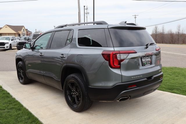 2021 GMC Acadia AT4
