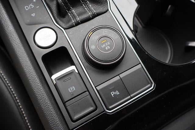 2023 Volkswagen Atlas SEL