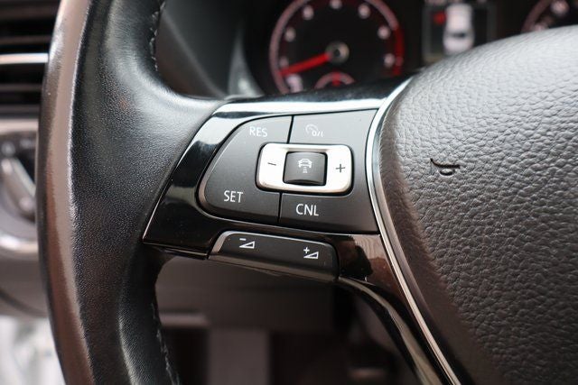 2021 Volkswagen Passat 2.0T R-Line