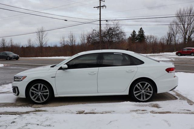 2021 Volkswagen Passat 2.0T R-Line