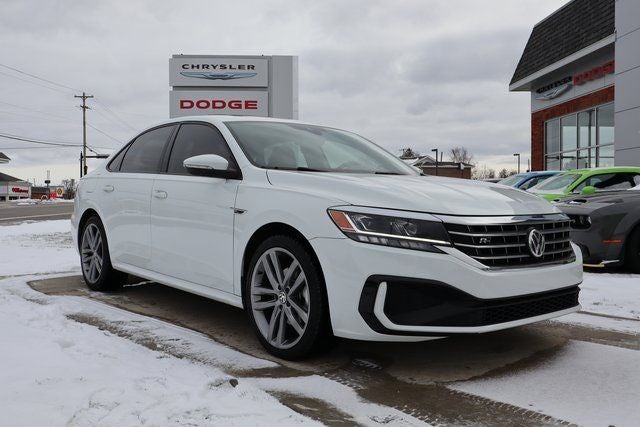 2021 Volkswagen Passat 2.0T R-Line