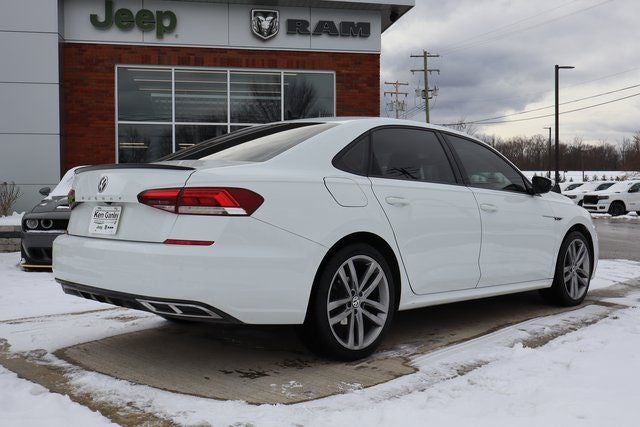 2021 Volkswagen Passat 2.0T R-Line