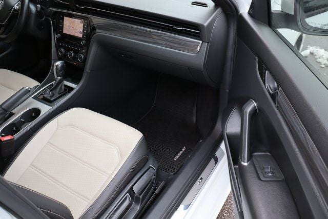 2021 Volkswagen Passat 2.0T R-Line